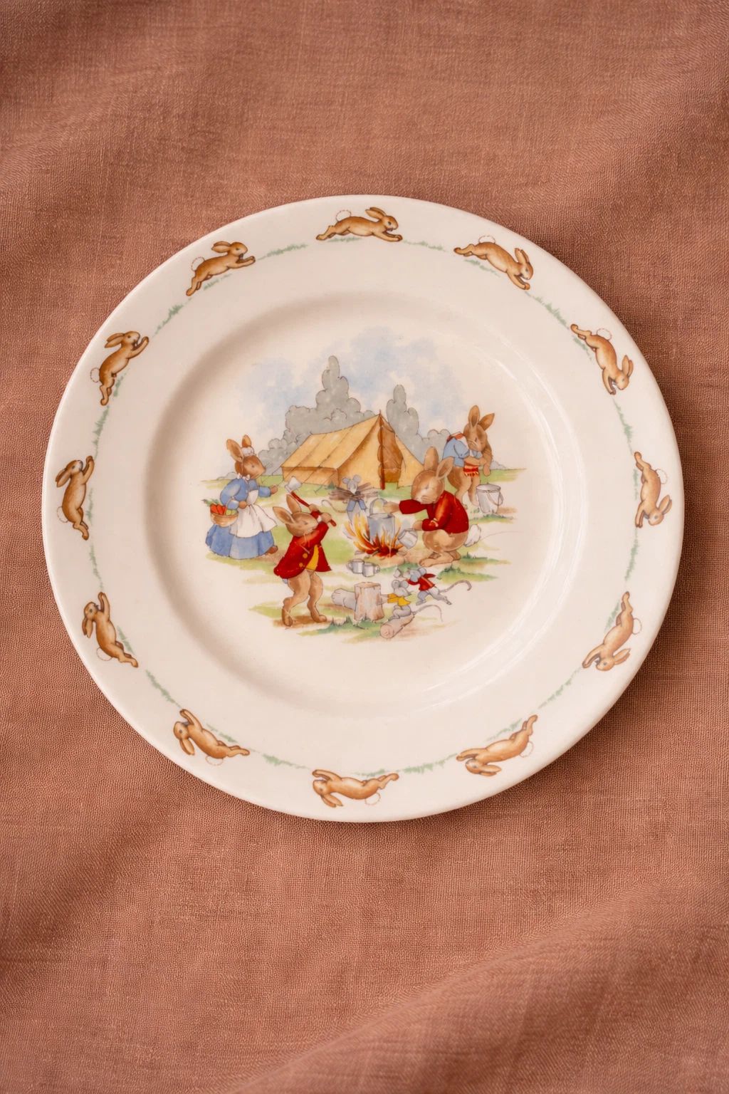 Tableware and domestic porcelain